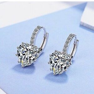 NEW STERLING SILVER Diamond Cute Earrings